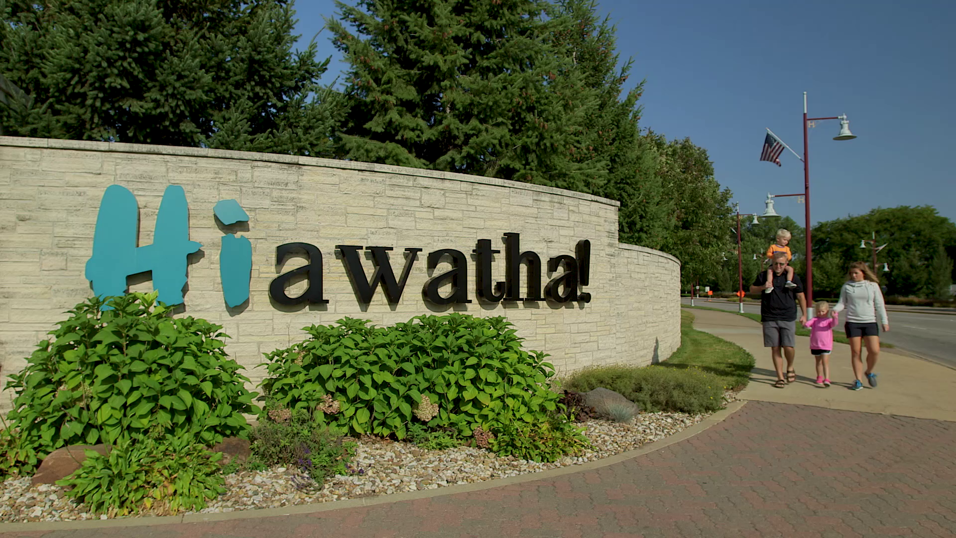 Hiawatha-Sign.png